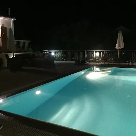 Eleni With Pool, Walk To Secluded Villa Evreti
